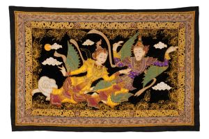 Vyšívaná dekorace Kalaga Kenji a Kenda 89 x 133 cm